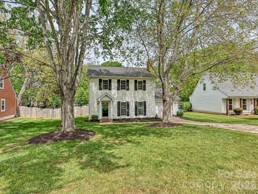 1616 English Knoll Drive, Matthews, NC 28105 - #2