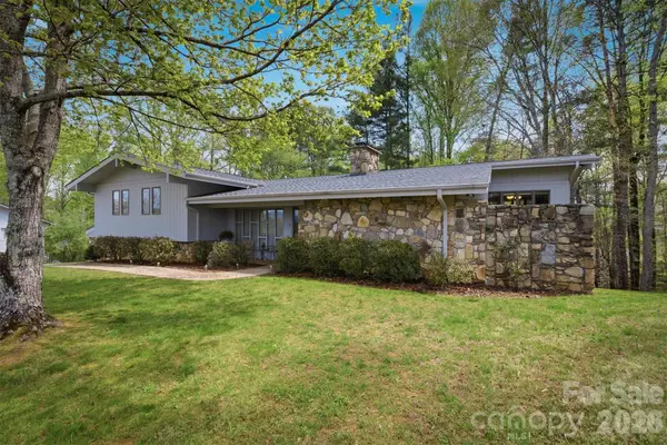 122 Lake Club Drive, Nebo, NC 28761