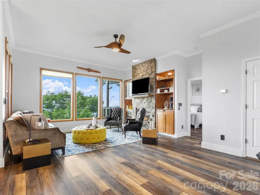 66 Club Villa Court #D-3, Burnsville, NC 28714 - #2