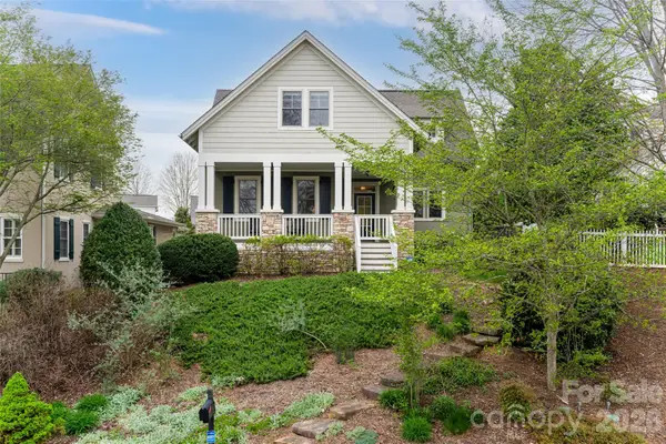 16 Dearborn Street, Asheville, NC 28803