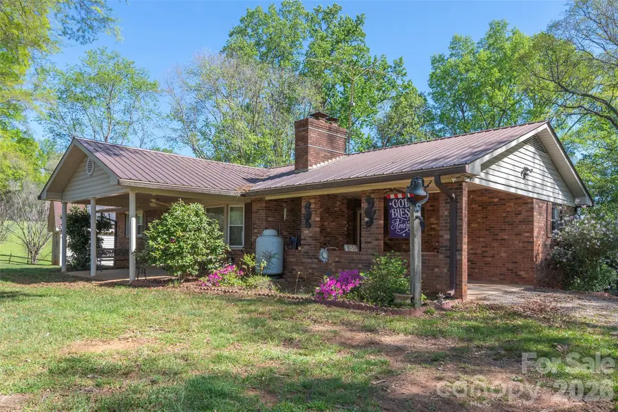 1336 Chinn Lane, Yadkinville, NC 27055 - #3