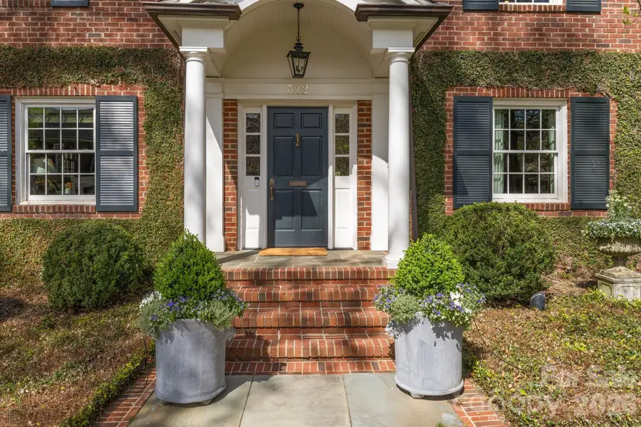312 Ridgewood Avenue, Charlotte, NC 28209 - #2