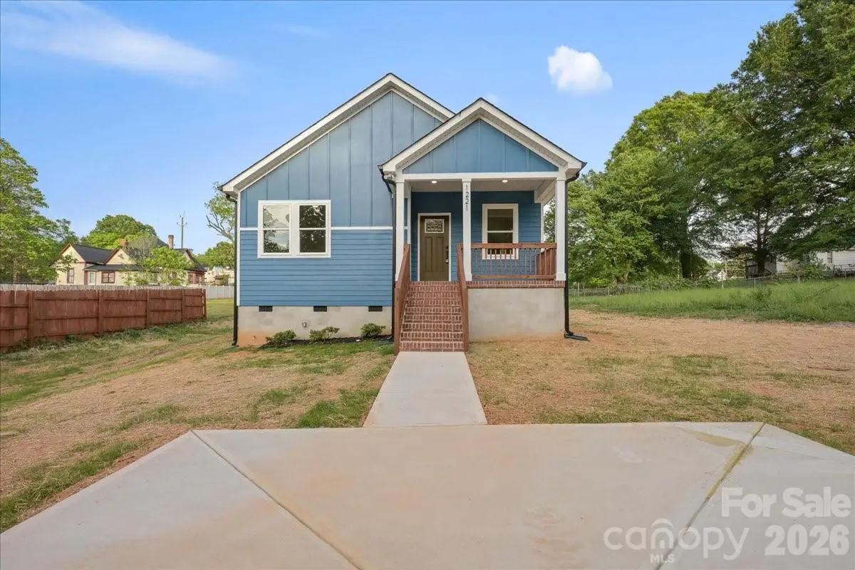 1221 7th Street, Statesville, NC 28677 - #1