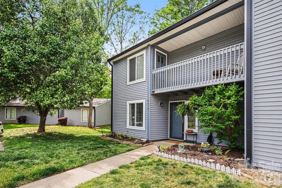 6614 Point Comfort Lane, Charlotte, NC 28226 - #2