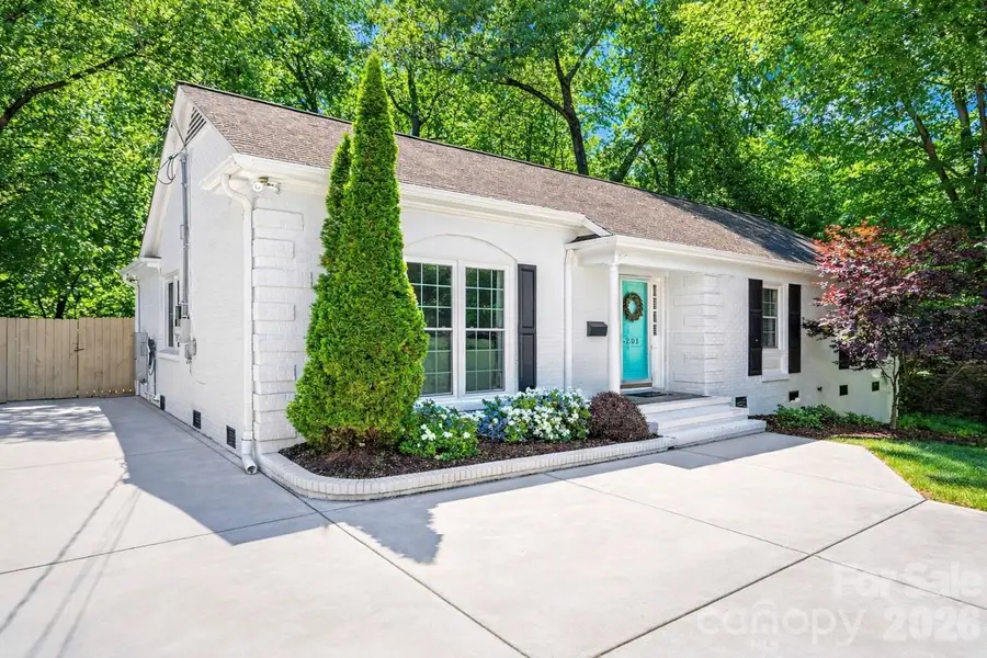 6201 Colchester Place, Charlotte, NC 28210 - #2