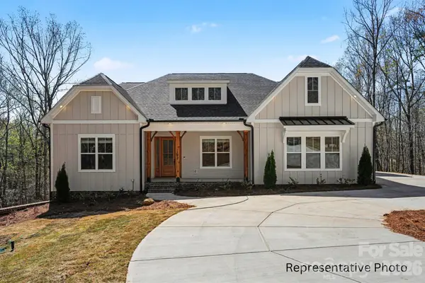 175 Stonehaven Drive, Mooresville, NC 28115