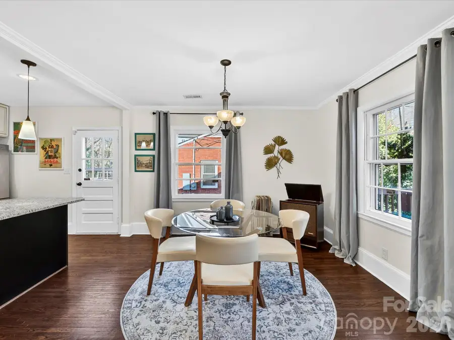 3016 Hanson Drive, Charlotte, NC 28207 - #3