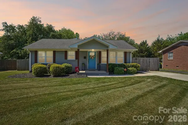 4238 Donnybrook Place, Charlotte, NC 28205