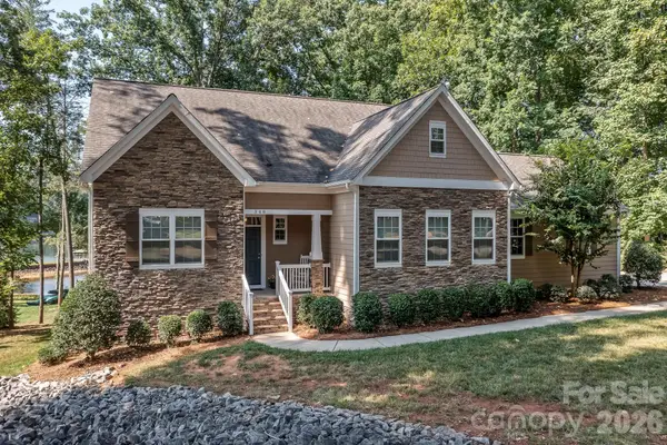 348 Catalina Drive, Mooresville, NC 28117