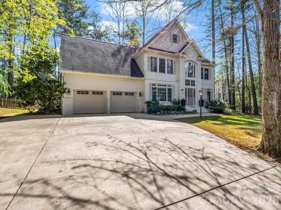 311 Red Fox Circle, Asheville, NC 28803 - #2