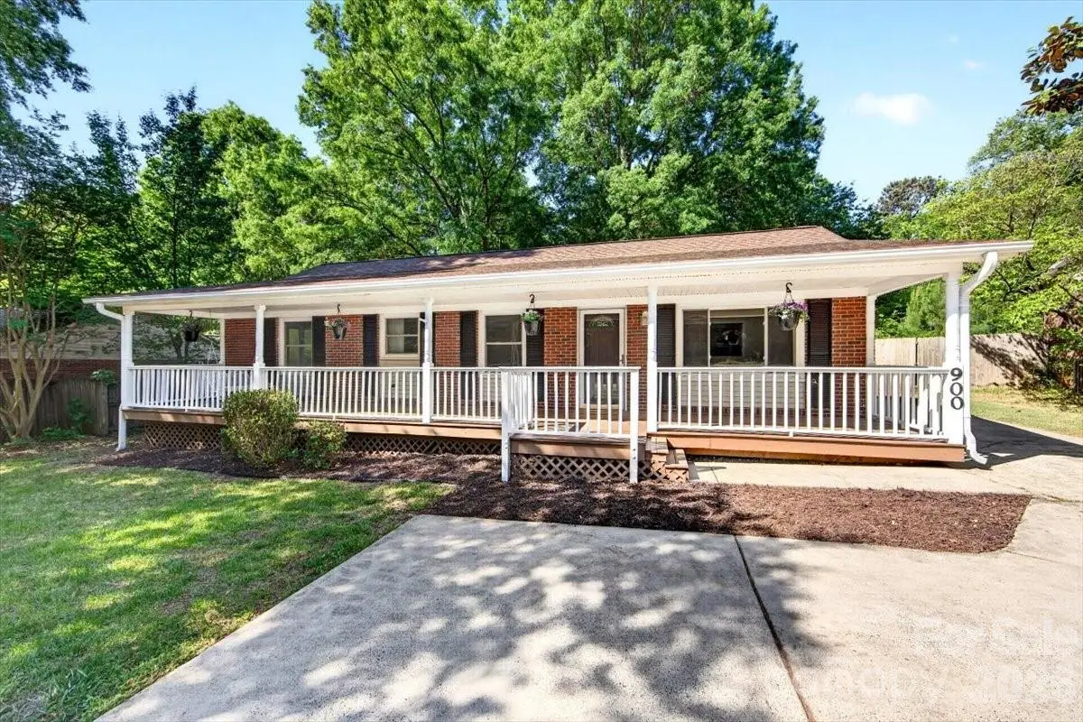 900 E John Street, Matthews, NC 28105 - #1