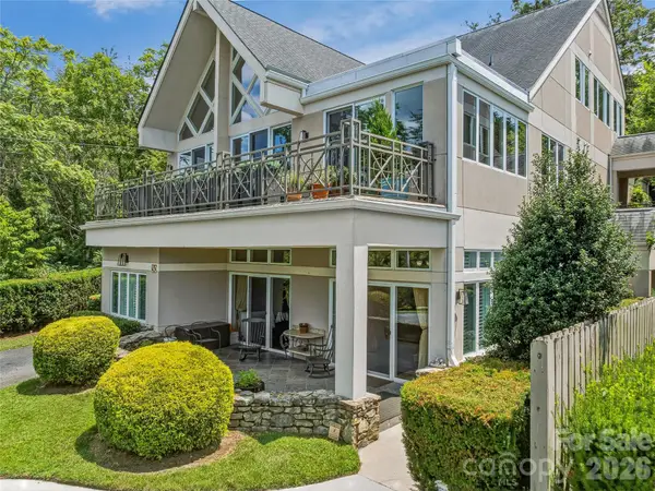 30 Dover Street, Asheville, NC 28804