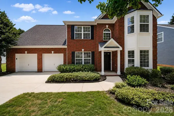 11343 Fox Hill Drive, Charlotte, NC 28269