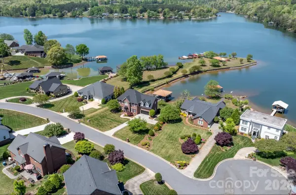 215 Iswa Drive, Taylorsville, NC 28681