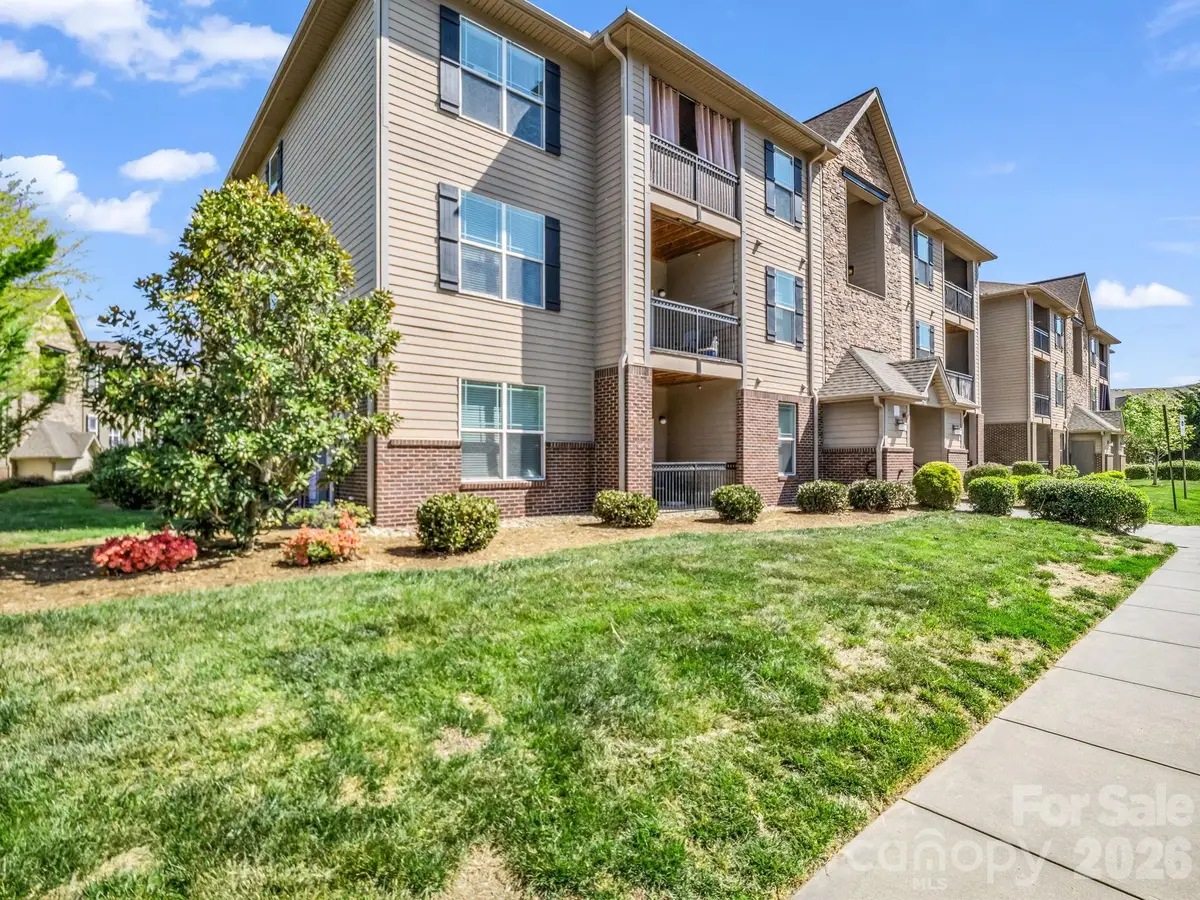 91 Brickton Village Circle #301, Fletcher, NC 28732 - #1