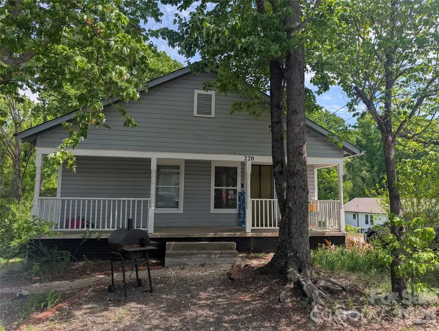 210 Basin Avenue, Kannapolis, NC 28083 - #2