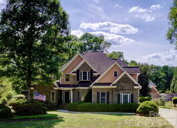 279 Woodstream Circle, Mooresville, NC 28117