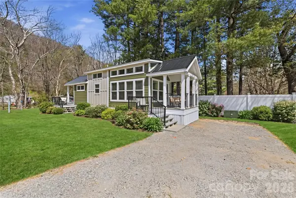 79 Getaway Lane #9, Maggie Valley, NC 28751
