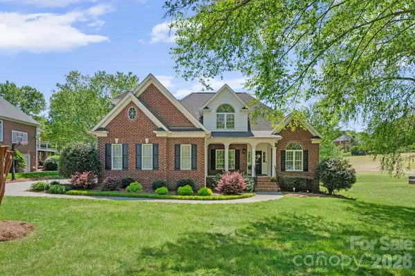 531 Oak Valley Boulevard, Advance, NC 27006
