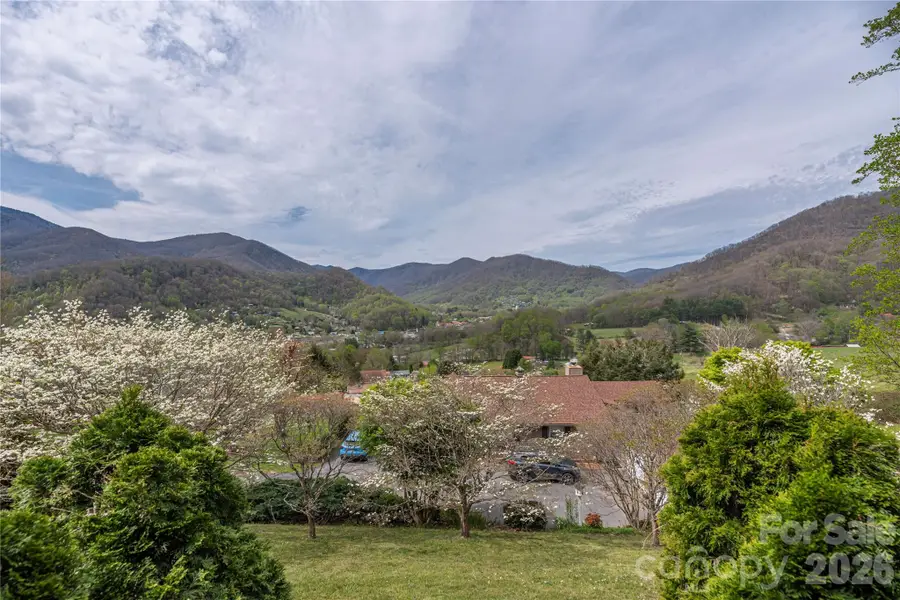 134 Hillside Drive, Maggie Valley, NC 28751 - #3