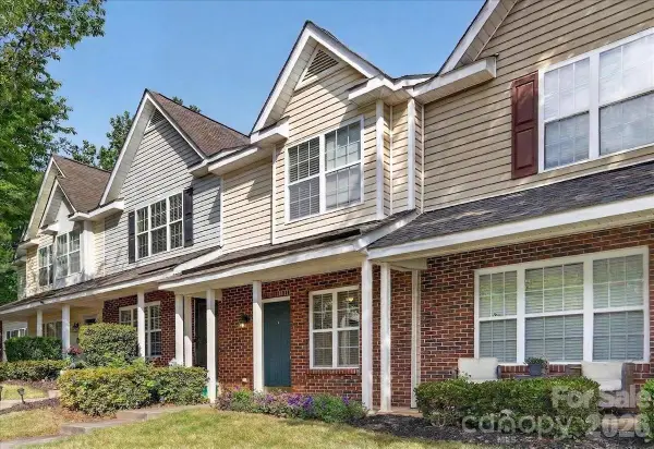 17035 Turning Stick Court, Charlotte, NC 28213