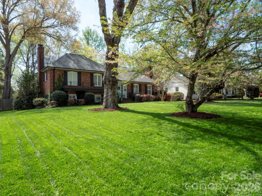 1419 Cavendish Court, Charlotte, NC 28211 - #2