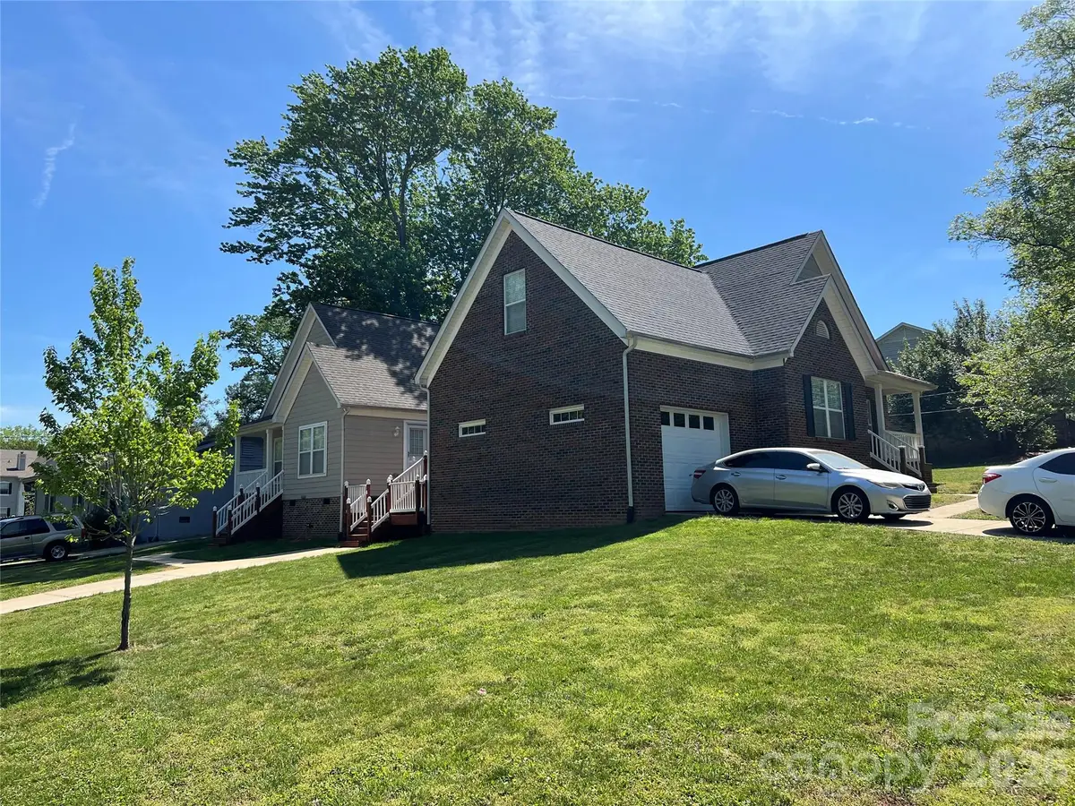 5111 Clearwater Road, Charlotte, NC 28217 - #1