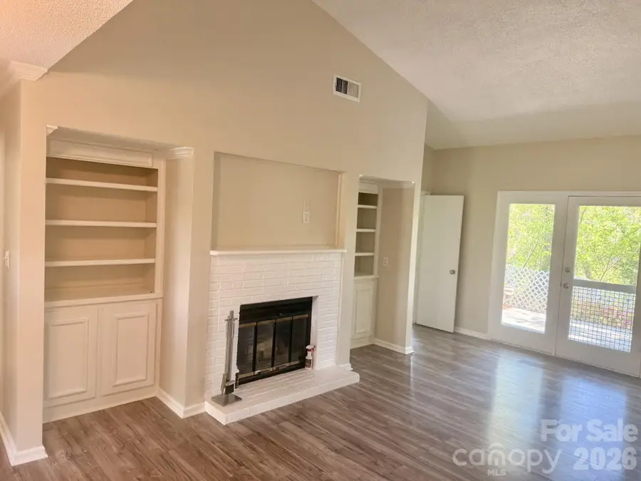 10 Laurel Place Drive, Asheville, NC 28803 - #3