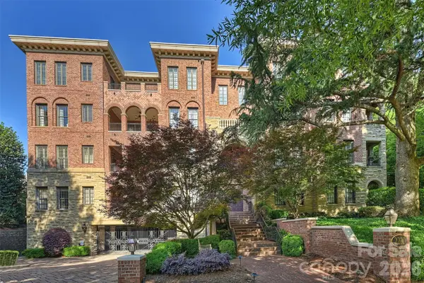 2210 Roswell Avenue #204, Charlotte, NC 28207