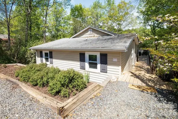 257 Rolling View Drive, New London, NC 28127