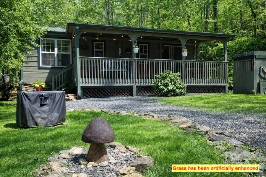 307 Dancing Leaf Lane, Bakersville, NC 28705 - #2