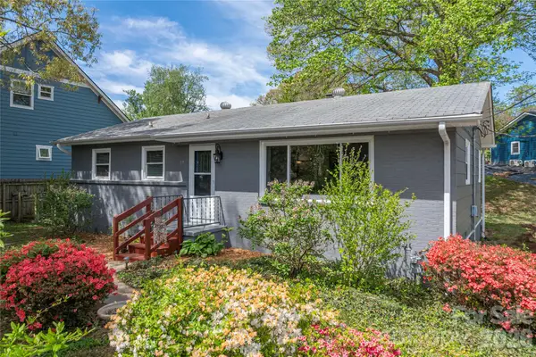 159 Sand Hill Road, Asheville, NC 28806