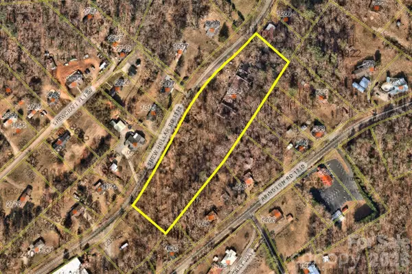 1294 Shew Hollar Road, Lenoir, NC 28645