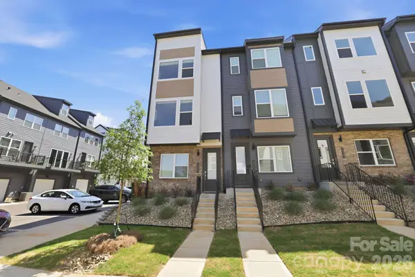 5525 Swaling Street, Charlotte, NC 28217