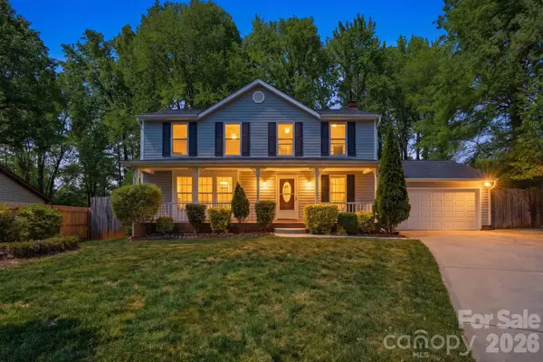 6839 Honey Hurst Lane, Charlotte, NC 28212