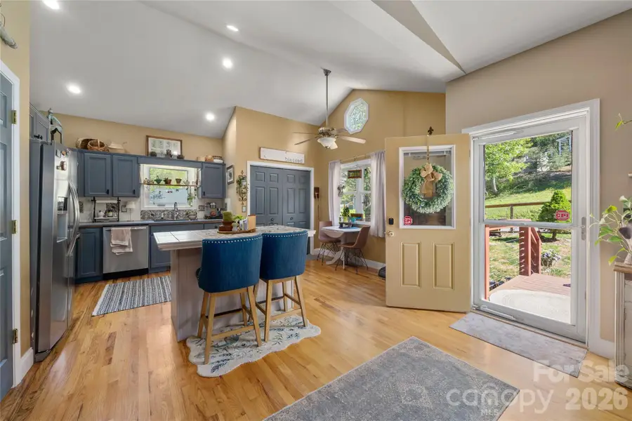 40 Whipoorwill Way, Waynesville, NC 28786 - #2