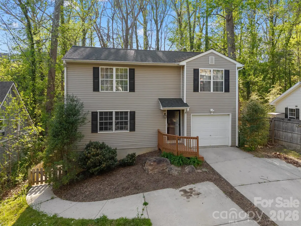 13 Castle Street, Asheville, NC 28803 - #1