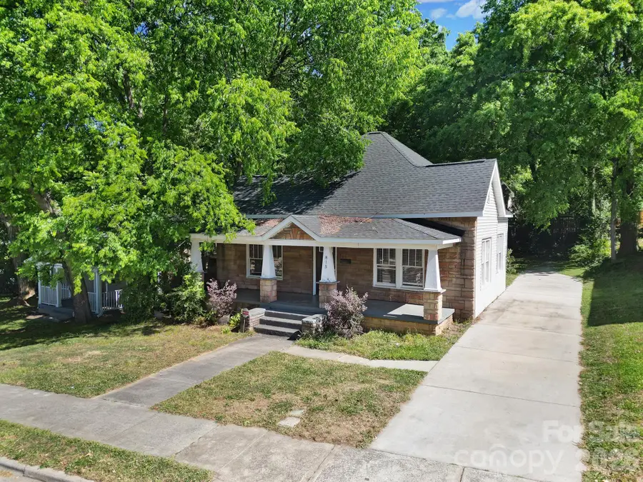 815 Parkwood Avenue, Charlotte, NC 28205 - #3