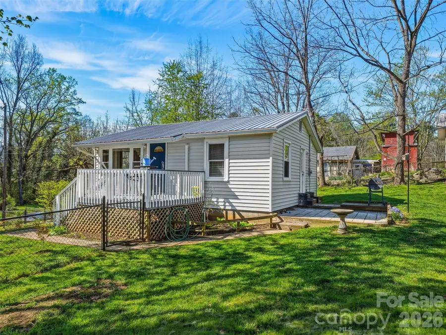 125 Lower Edgewood Road, Candler, NC 28715 - #2