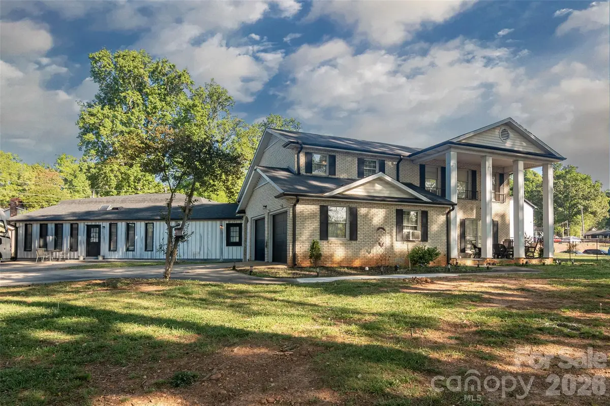 104 Bright Avenue, Bessemer City, NC 28016 - #1