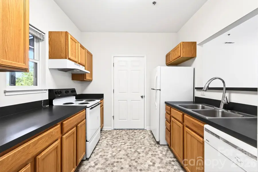 64 Clingman Avenue #202, Asheville, NC 28801 - #3