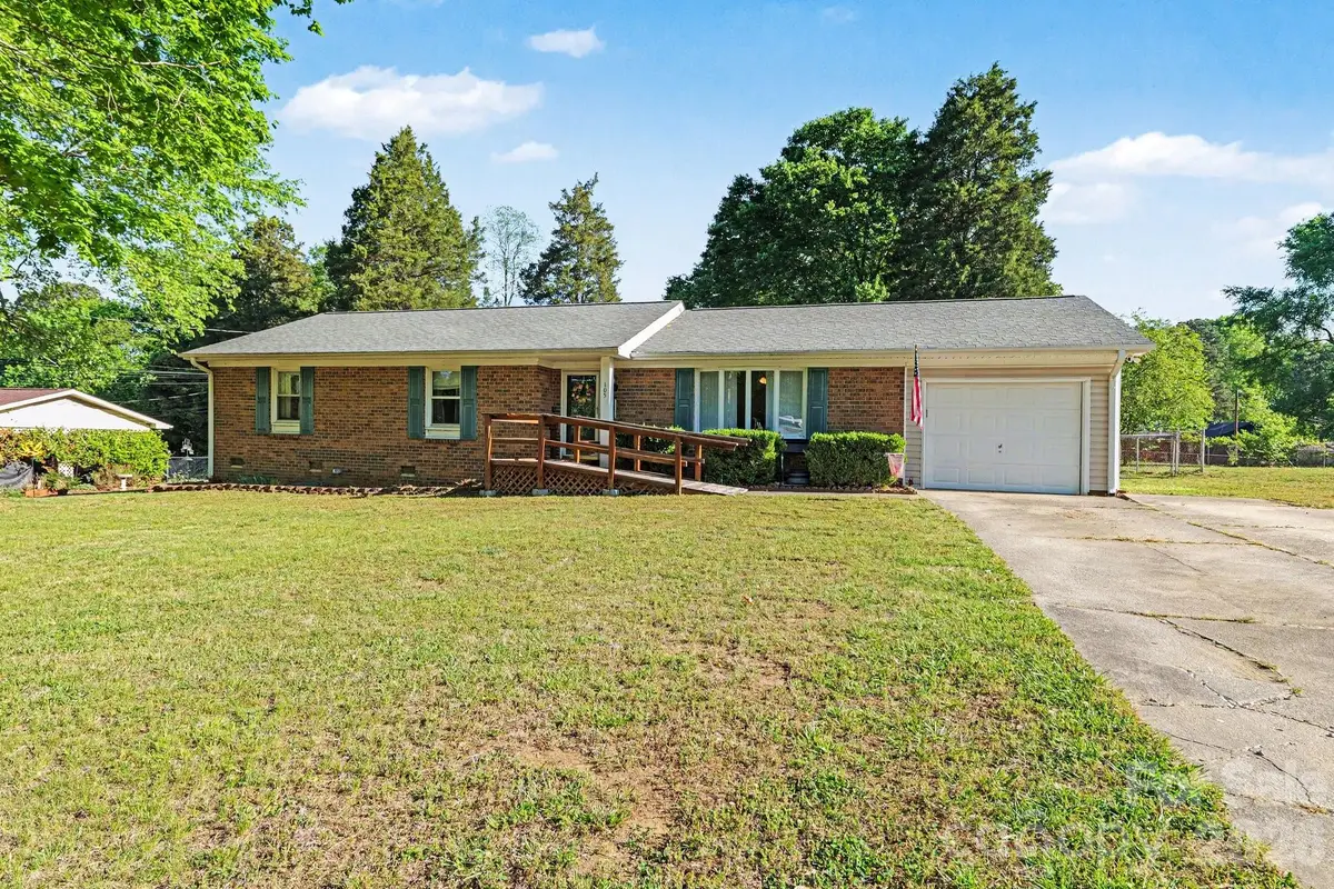 105 Stoneybrook Road, Salisbury, NC 28147 - #1