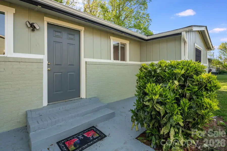 21 Oak Hill Drive, Asheville, NC 28806 - #3