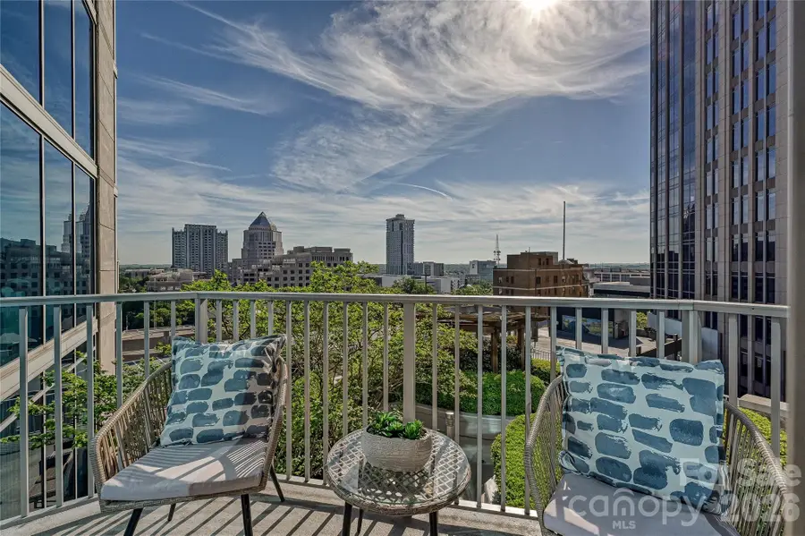 210 N Church Street #1113, Charlotte, NC 28202 - #3