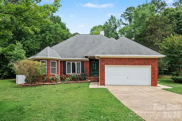 9102 Brightleaf Place, Charlotte, NC 28269