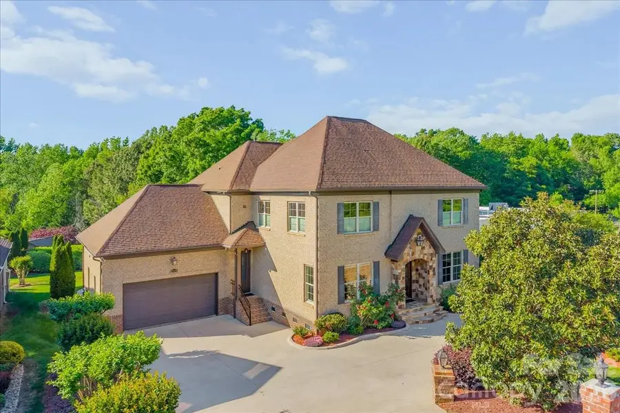 17136 Carolina Academy Road, Charlotte, NC 28277 - #2