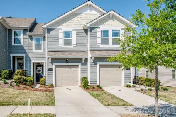 18036 Pear Hawthorne Drive, Huntersville, NC 28078