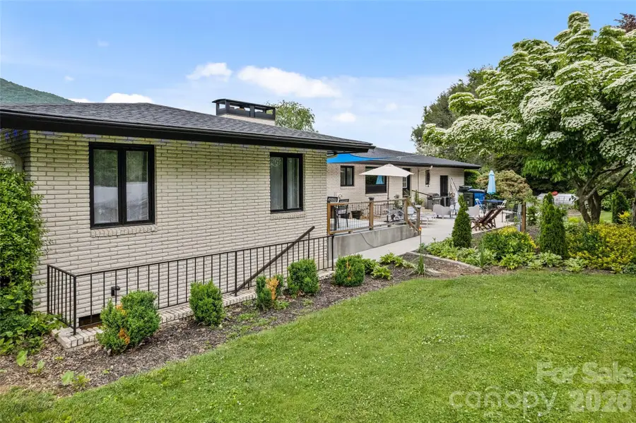 225 Valley View Terrace, Waynesville, NC 28786 - #3