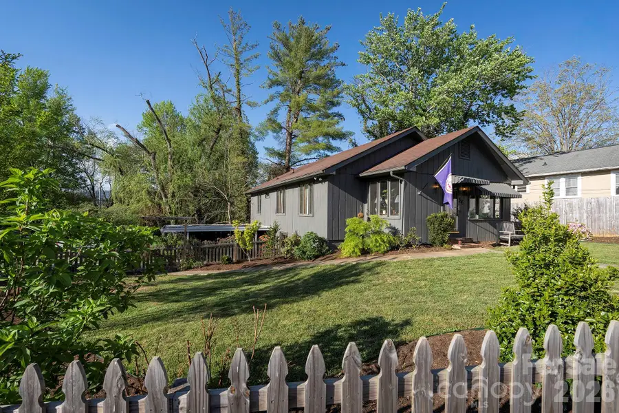 34 Oakley Road, Asheville, NC 28803 - #2
