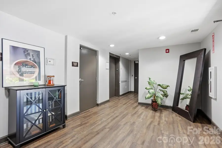 1829 Kenilworth Avenue #204, Charlotte, NC 28203 - #3